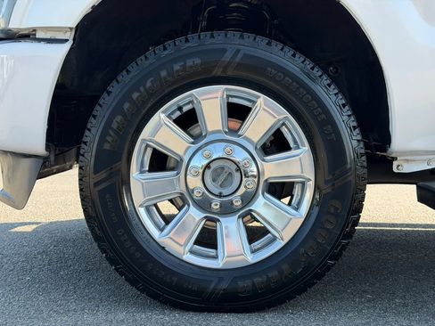 Used 2015 Ford F250 Platinum AWD/4WD image 14