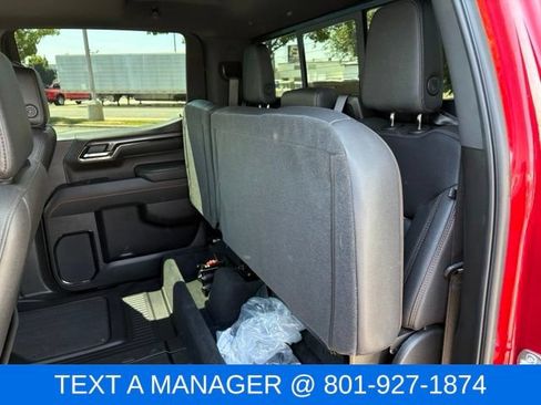Used 2025 GMC Sierra 1500 AT4 w/ AT4 Premium Package AWD/4WD image 13