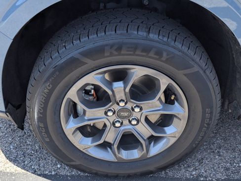 Certified 2022 Ford Maverick XLT FWD image 7