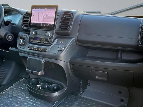 Used 2024 RAM ProMaster 3500 w/ Delivery Van Package FWD image 15