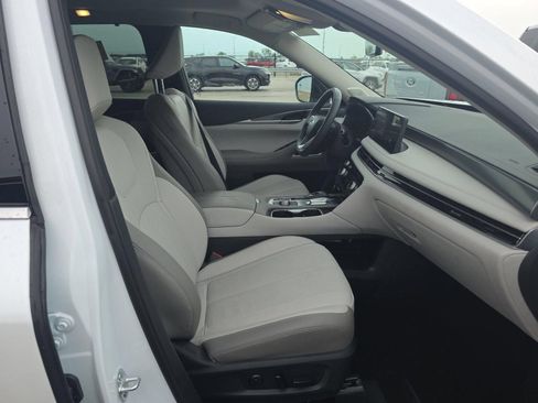 Used 2026 INFINITI QX60 Luxe w/ Cargo Package FWD image 5