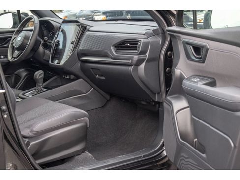 Used 2025 Subaru Forester Premium w/ Convenience Package #1 AWD/4WD image 10