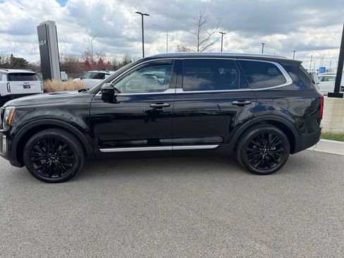 Used 2022 Kia Telluride SX w/ Towing Package image 3