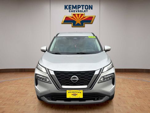 Used 2023 Nissan Rogue SV FWD image 1