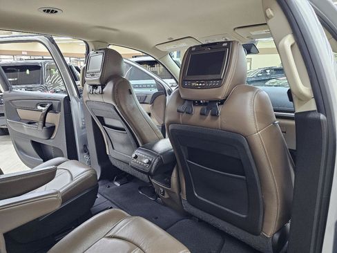 Used 2015 GMC Acadia SLT FWD image 22