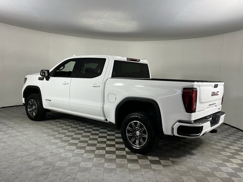 Used 2025 GMC Sierra 1500 AT4 image 9
