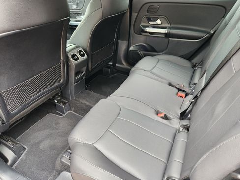 Certified 2025 Mercedes-Benz GLB 250 image 16