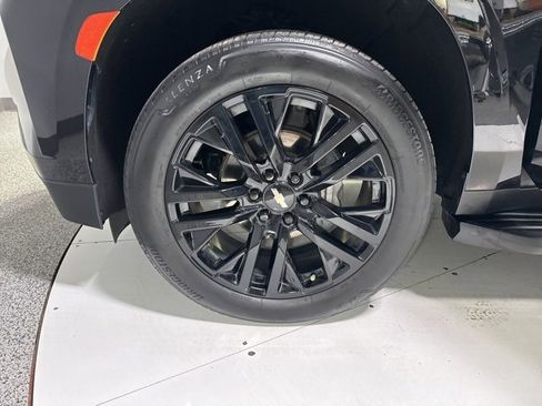 Used 2023 Chevrolet Tahoe Premier image 11