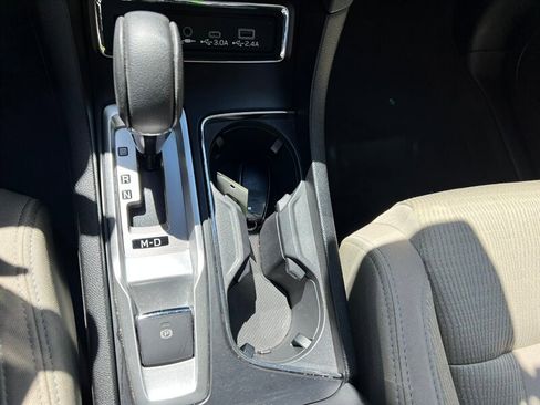 Used 2025 Subaru Ascent Premium AWD/4WD image 34