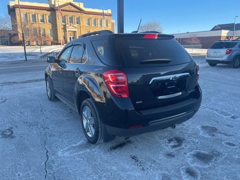 Used 2016 Chevrolet Equinox LT w/ Convenience Package image 3