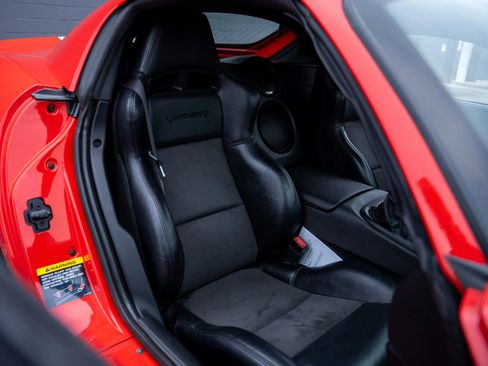 Used 2006 Dodge Viper SRT-10 image 14