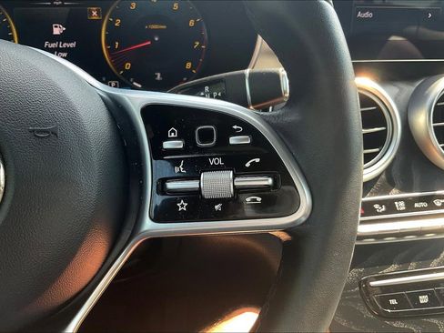 Used 2021 Mercedes-Benz GLC 300 4MATIC Coupe image 17