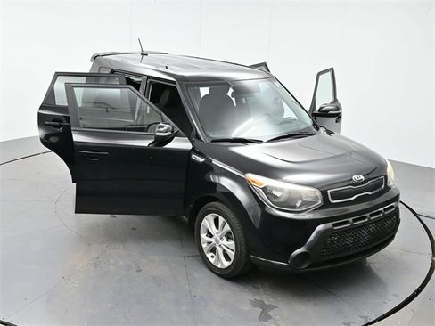 Used 2014 Kia Soul + image 39