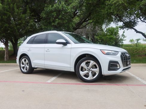 Used 2021 Audi Q5 2.0T Premium Plus w/ Premium Plus Package AWD/4WD image 1