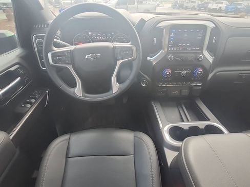 Used 2023 Chevrolet Silverado 2500 LTZ w/ LTZ Plus Package image 10