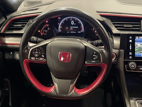 Used 2018 Honda Civic Type R image 19