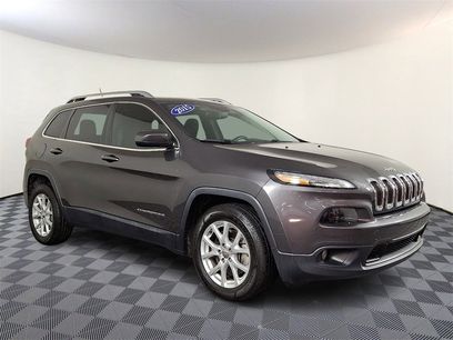 Used 2015 Jeep Cherokee Latitude w/ Comfort/Convenience Group