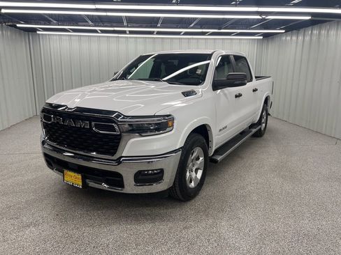 Used 2025 RAM 1500 Lone Star image 3