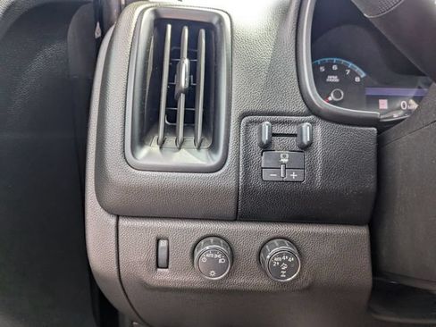 Used 2021 Chevrolet Colorado ZR2 AWD/4WD image 17