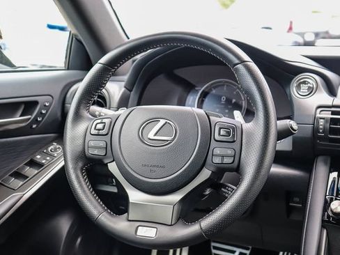 Used 2025 Lexus IS 350 F Sport RWD image 17