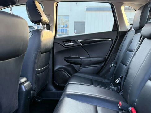 Used 2015 Honda Fit EX image 24