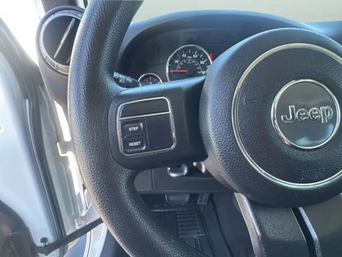 Used 2015 Jeep Wrangler Sport AWD/4WD image 20