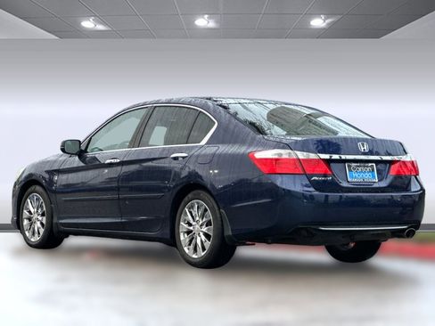 Used 2013 Honda Accord EX image 3