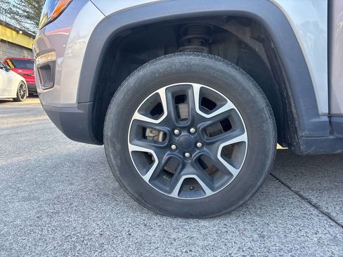 Used 2019 Jeep Compass Trailhawk image 26