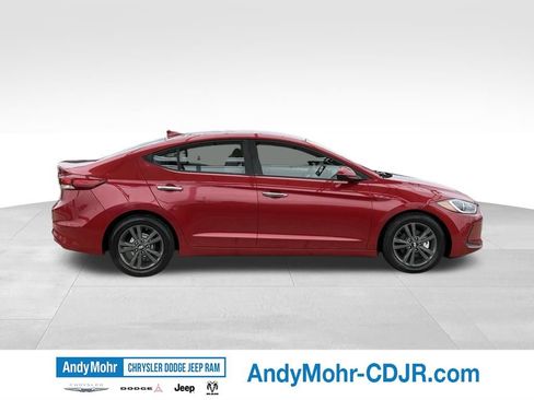 Used 2017 Hyundai Elantra SE FWD image 8