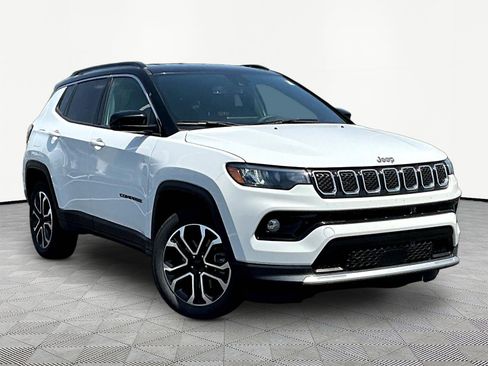Used 2023 Jeep Compass Limited AWD/4WD image 3