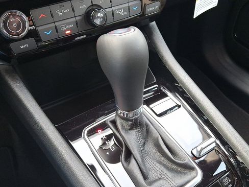 New 2026 Jeep Compass Limited image 14