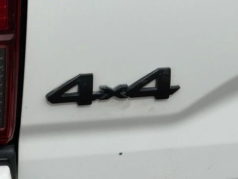 Used 2018 Toyota Tacoma TRD Sport image 16