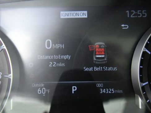 Used 2023 Toyota Highlander XLE image 28