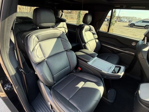 New 2026 Lincoln Navigator L Reserve w/ Jet Appearance Package AWD/4WD image 15