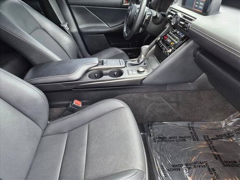 Certified 2024 Lexus IS 350 F Sport RWD image 19