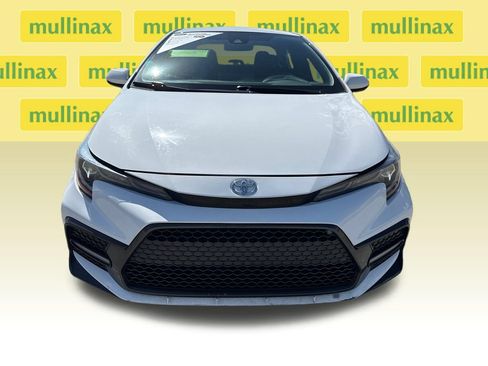 Used 2021 Toyota Corolla SE FWD image 11