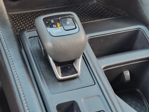 Used 2025 Nissan Pathfinder S AWD/4WD image 21