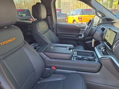 New 2026 Ford Expedition Tremor image 26