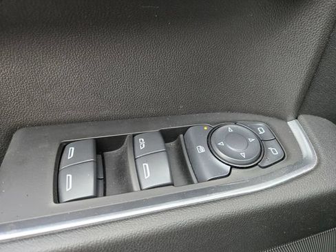 Used 2025 Chevrolet Silverado 1500 LT AWD/4WD image 35