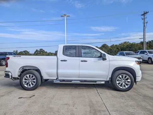 New 2026 Chevrolet Silverado 1500 Custom image 6