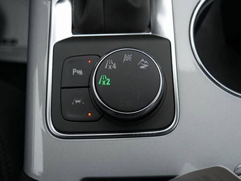 New 2025 Chevrolet Blazer LT w/ Midnight/Sport Edition image 19