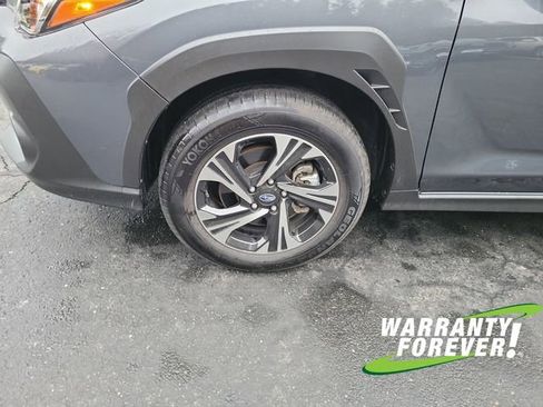 Used 2024 Subaru Crosstrek 2.0i Premium w/ Crosstrek Mirror Package AWD/4WD image 18