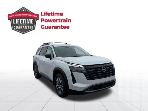 New 2026 Nissan Pathfinder SL image 9