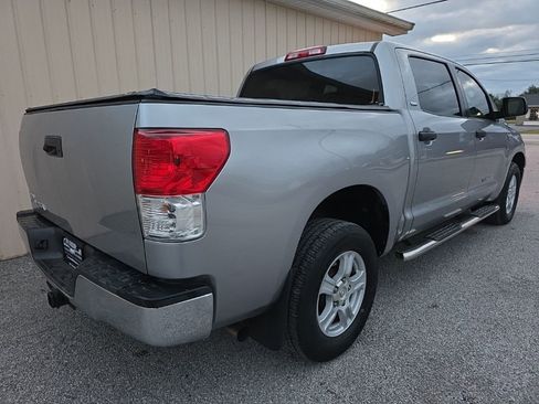 Used 2013 Toyota Tundra 2WD CrewMax w/ SR5 Pkg image 8