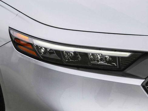 Certified 2024 Honda Accord EX image 4