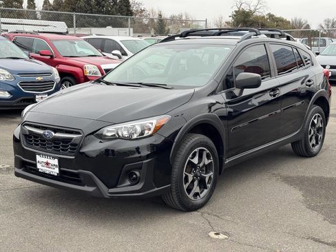 Used 2019 Subaru Crosstrek 2.0i w/ Eyesight System image 1