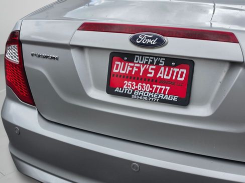 Used 2010 Ford Fusion SE FWD image 24
