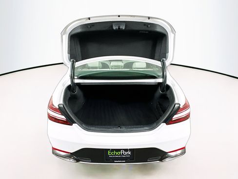 Used 2025 Genesis G70 2.5T image 28