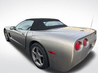 Used 2002 Chevrolet Corvette Convertible w/ Preferred Equipment Group2 video 2