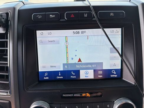 Used 2020 Ford Expedition XLT w/ Equipment Group 202A AWD/4WD image 13